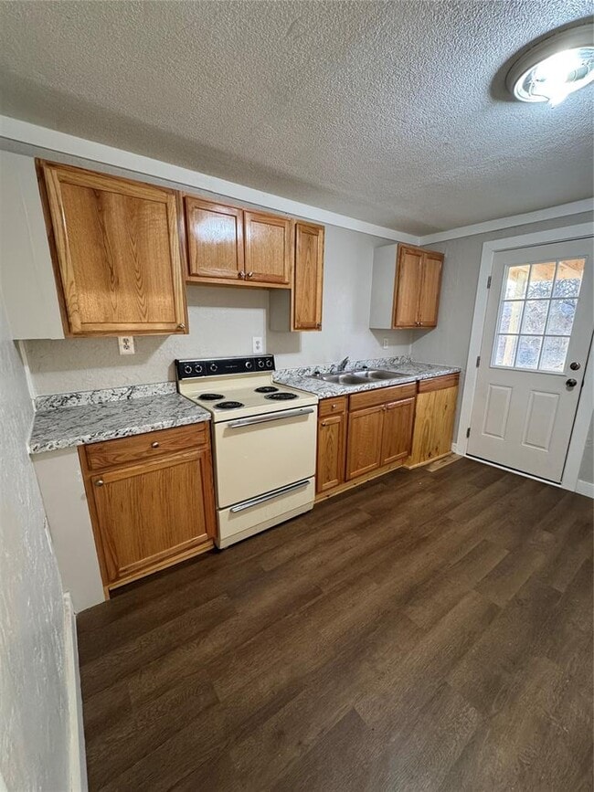 Photo - 4107 N Hammond Ave