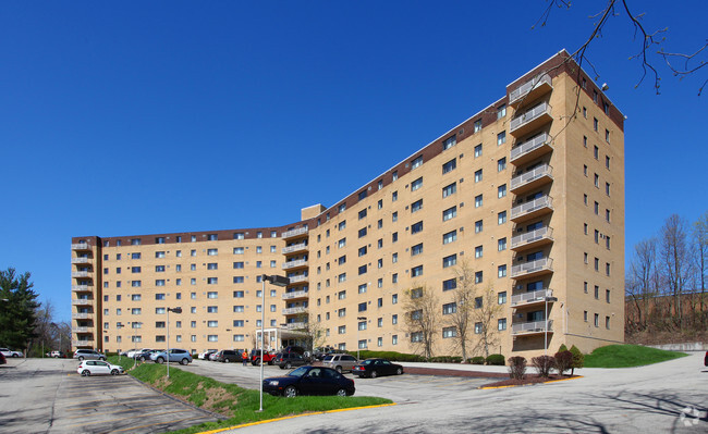 Building Photo - RidgeView Towers Rental