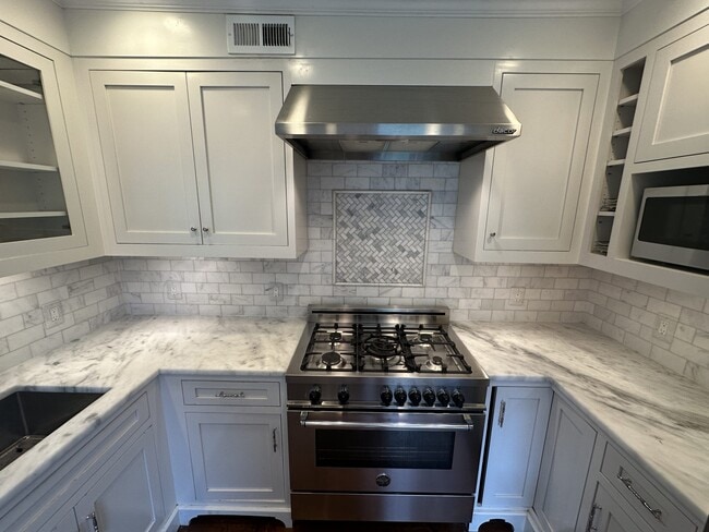 Photo - 1130 K St SE