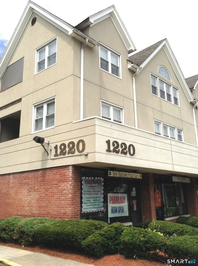 Building Photo - 1220 Whitney Ave Unit 2D