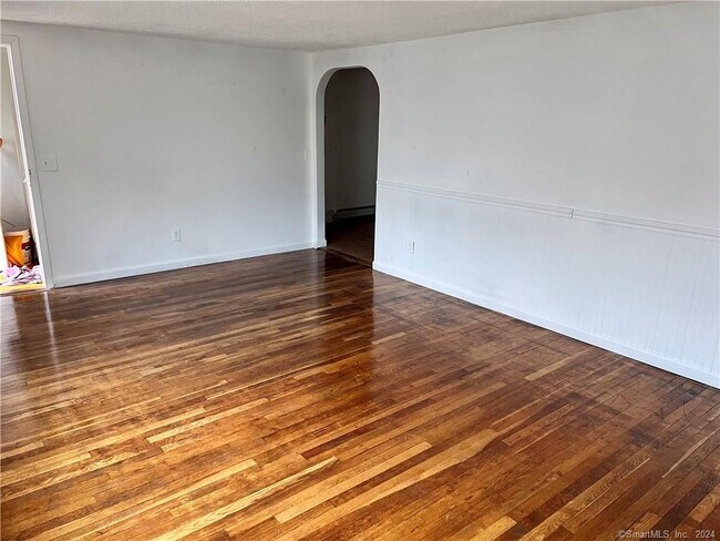 Photo - 156 Beverly Ave