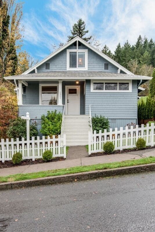 Photo - 1321 NW Drake Way