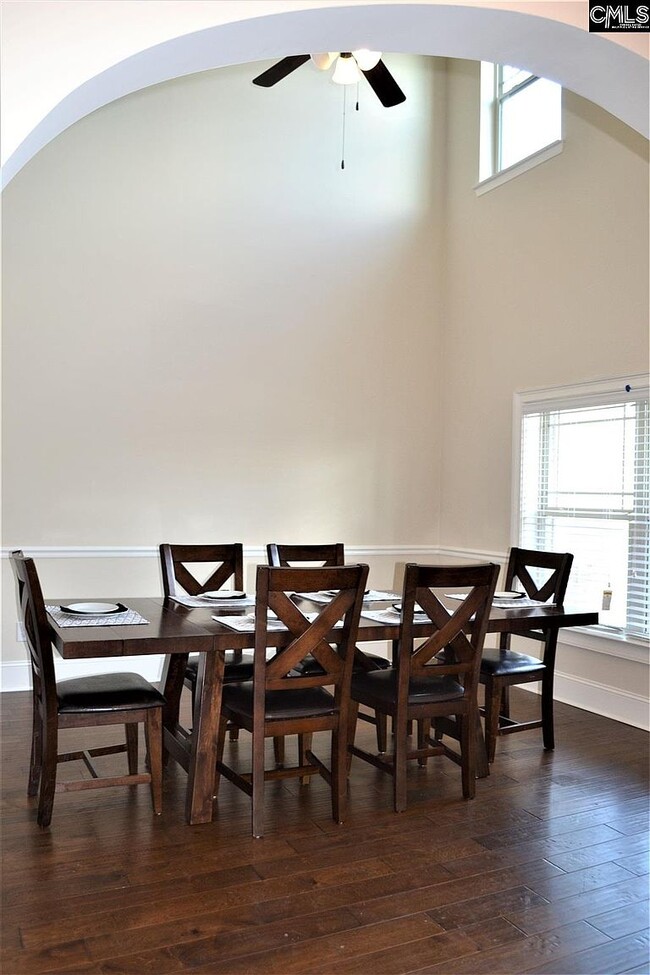 Photo - 304 White Oleander Dr