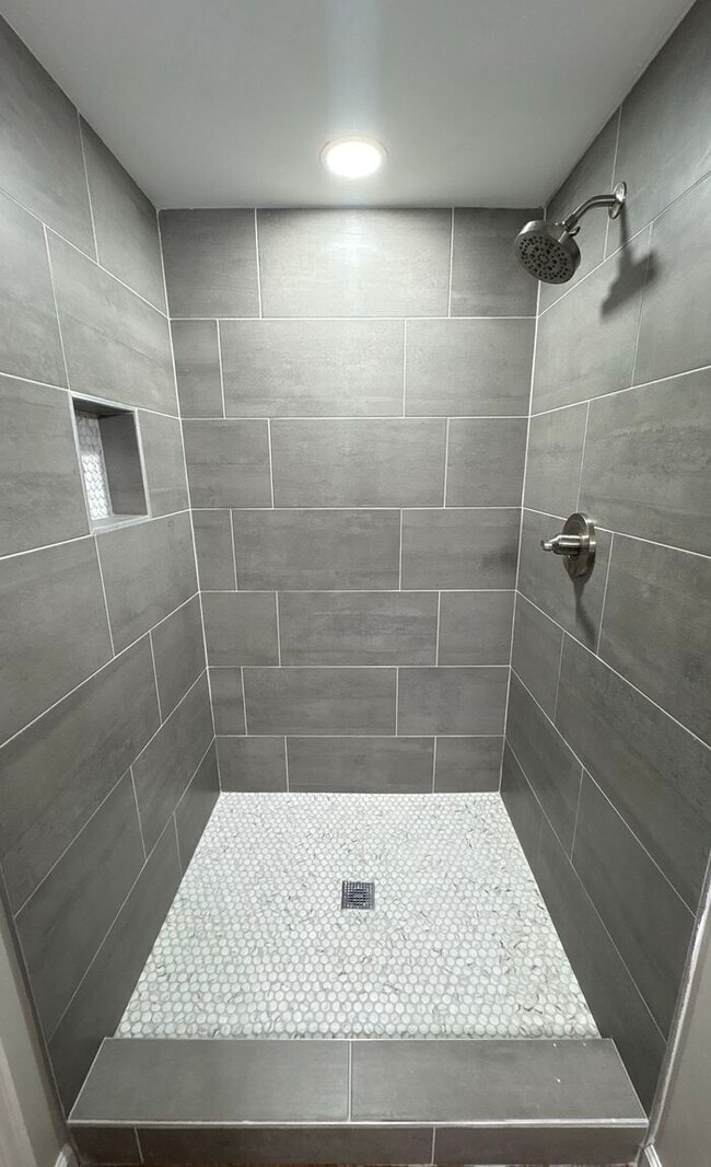 Photo - 1348 41st Street Ensley Unidad b