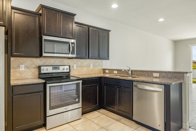 Photo - 9210 Hillcroft Dr