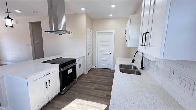 Photo - 2615 Creekview Dr