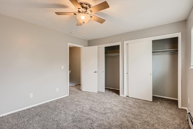 Alder Square Townhomes