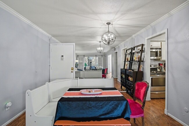 Photo - 7575 Katy Fwy Unidad 102