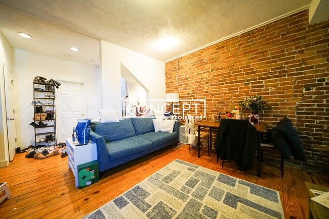 Photo - 218 Hemenway St Unidad 2