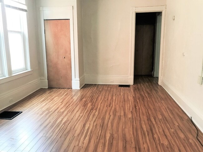 Photo - Highland Park - Apartments For Rent In Pittsburgh Unit 1
