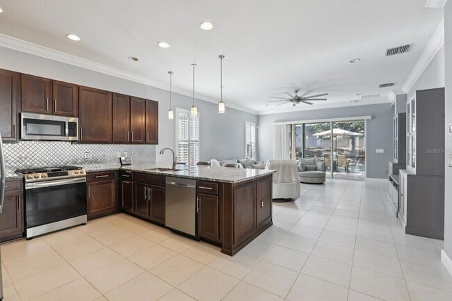 Photo - 2837 Tarragona Wy