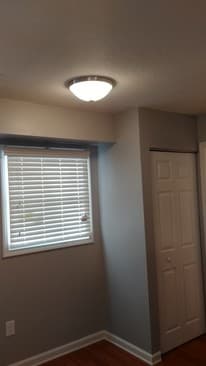 Building Photo - 130 E Vienna St Unit 3 Rental