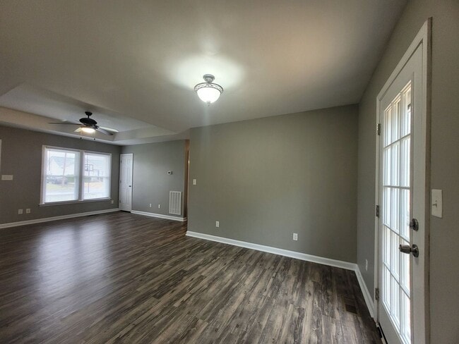 Photo - 815 Princeton Cir