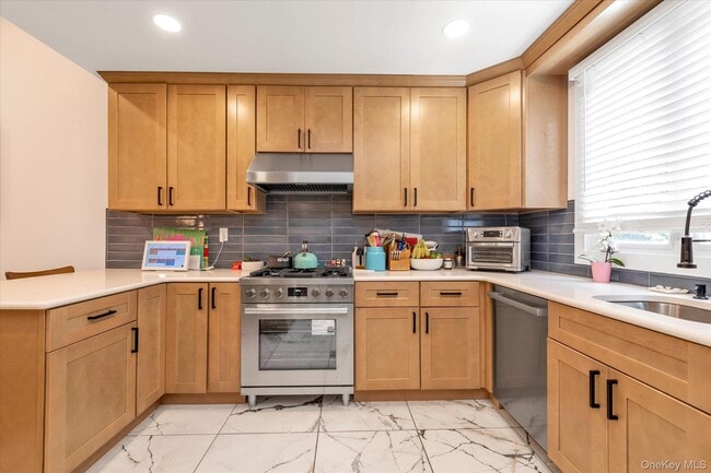 Photo - 3075 Whaleneck Dr