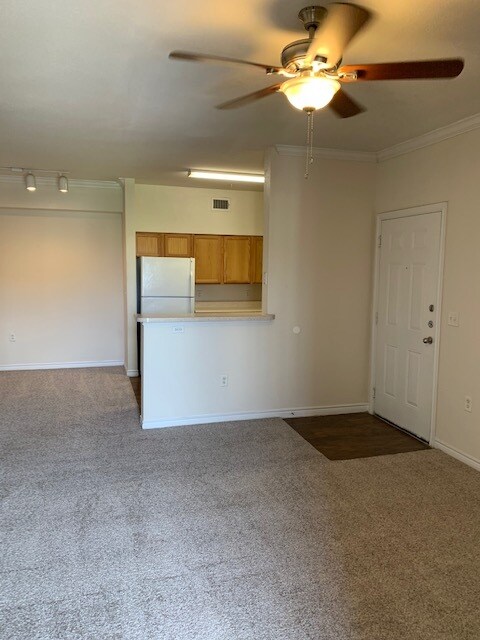 Photo - Navigation Pointe