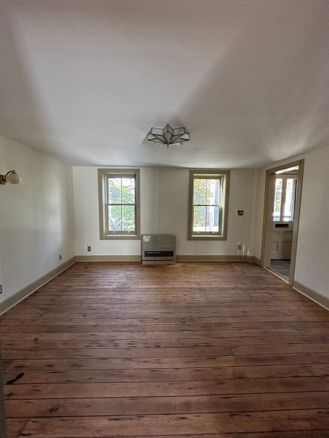 Building Photo - Dear Lover, LLC Unit 15 South Maple
