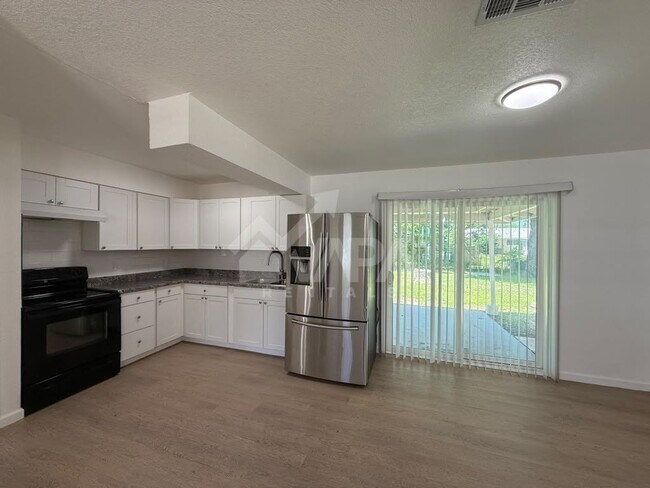 Photo - 5014 Galahad Dr