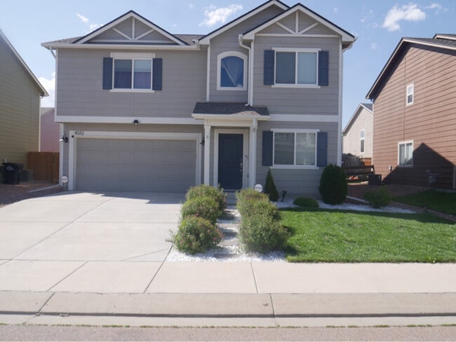 Building Photo - 4032 Silver Star Grove Rental