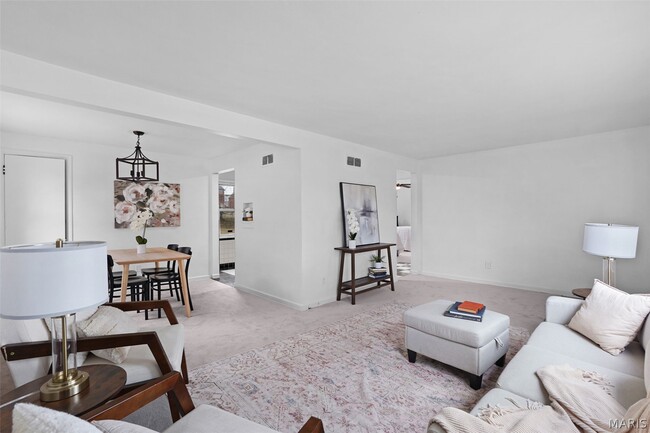 Photo - 813 Chain of Rocks Dr