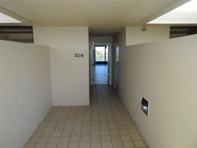 Photo - 2775 Kipps Colony Dr S Unit 304