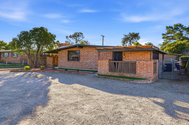 Photo - 6814 E Koralee St