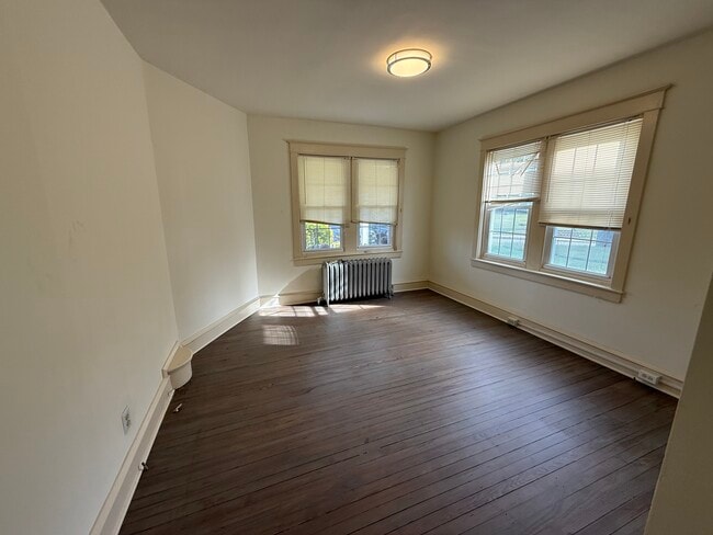 Photo - 305 W Wayne Ave Unit 1st Floor