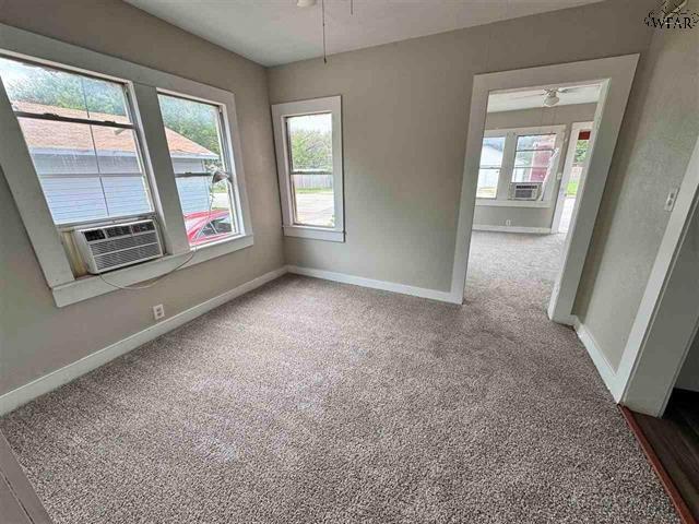Photo - 3006 Ave K