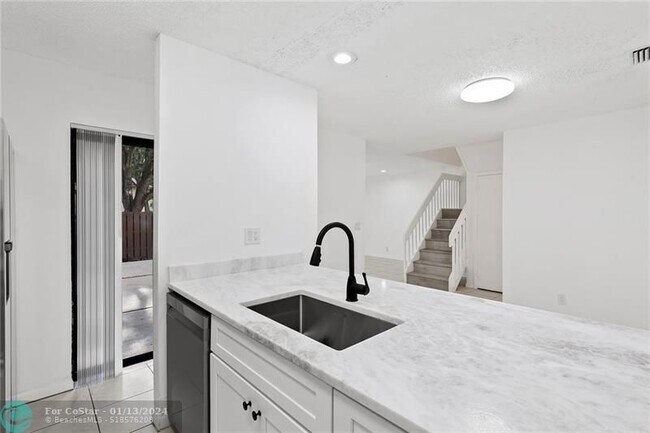 Photo - 3917 Cocoplum Cir