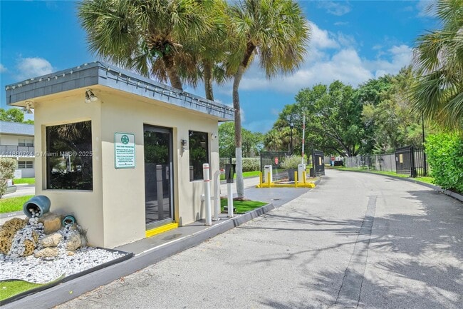 Photo - 7825 Fairview Dr Unidad 106