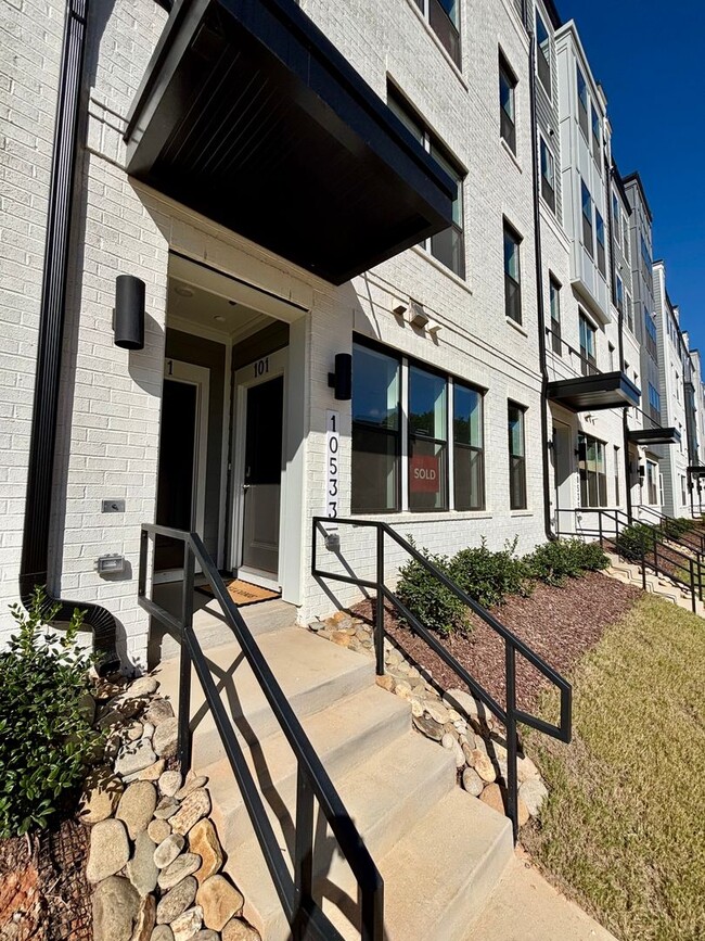 Building Photo - Brand New 2-Bedroom Condo in Raven Ridge C...