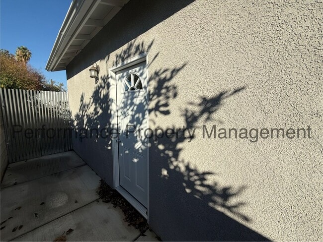 Building Photo - 4301 Poach St Unit B