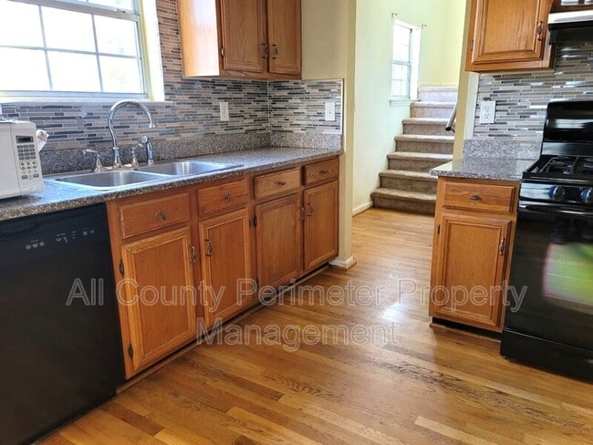 Photo - 3758 Meadow Creek Dr