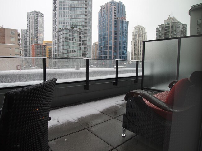 Photo - 1325 Rolston St