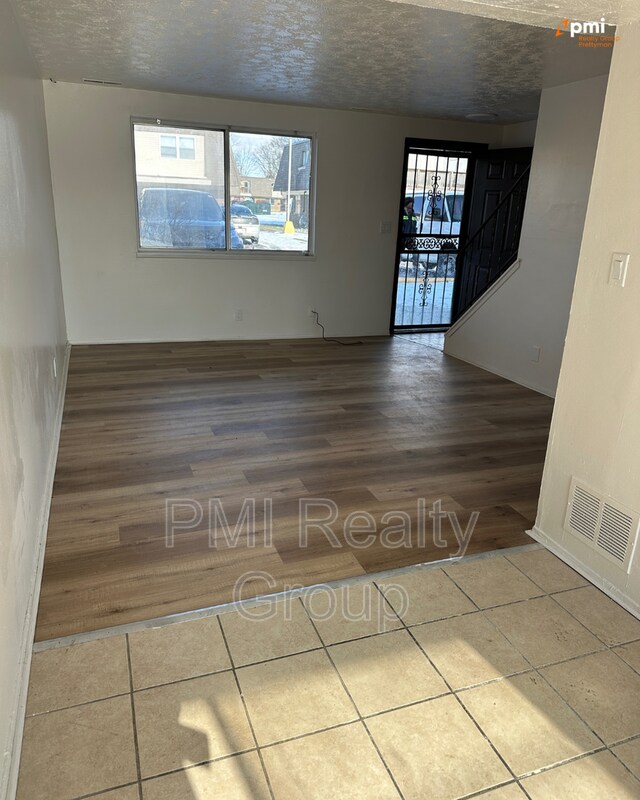 Photo - 600 Commerce Ave NW