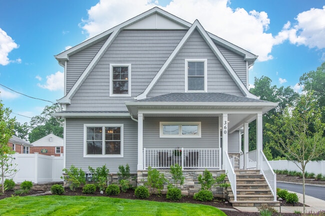 Photo - 360 Orange Rd