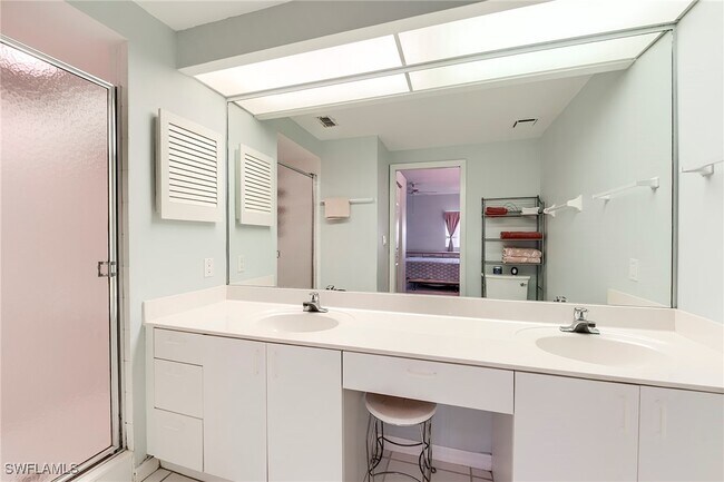 Photo - 7577 Silver Trumpet Ln Unit T103