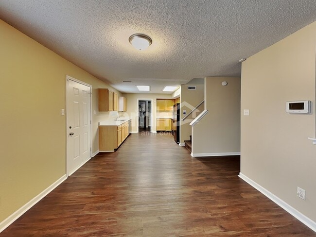 Photo - 356 Sunbeam Ln