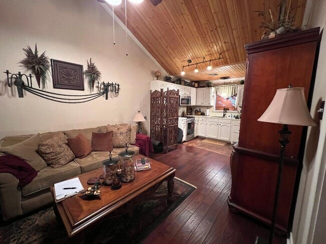 Photo - 112 Willow Branch Dr