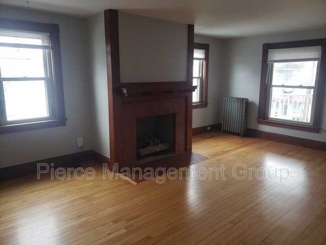 Photo - 133 Brook St