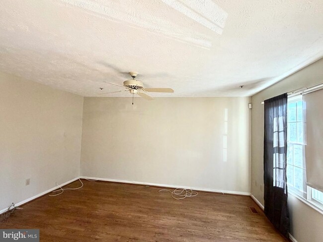 Photo - 4325 Ambrose Ct