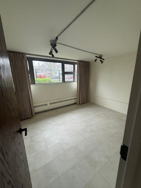 Photo - 130 Linwood Ave