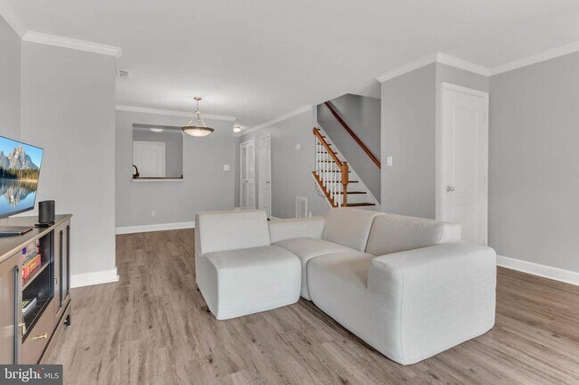 Photo - 3829 Chesterwood Dr