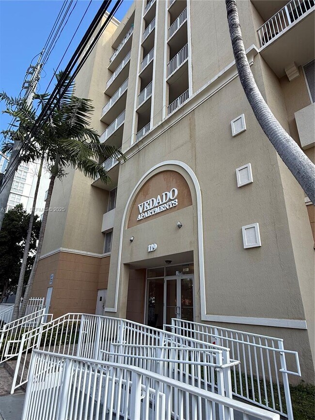 Photo - 119 SW 6th Ave Unit 606