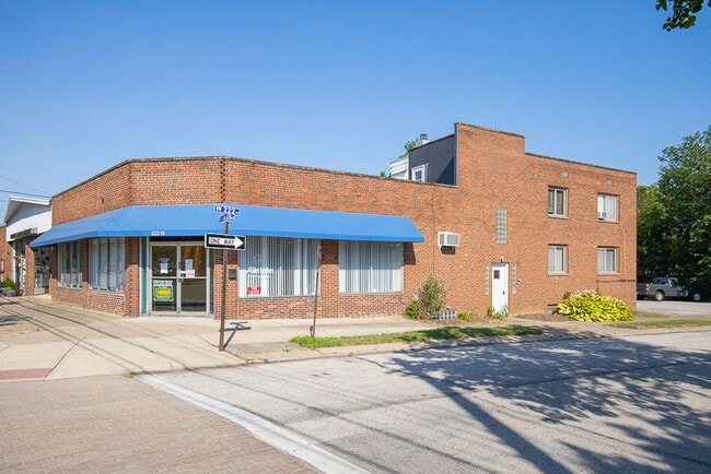 4352 W 222nd St - 4352 W 222nd St Apartment Unit 4352 W222  2