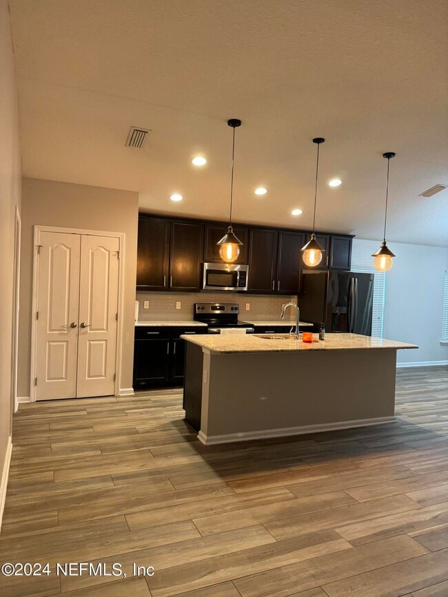 Photo - 94267 Woodbrier Cir