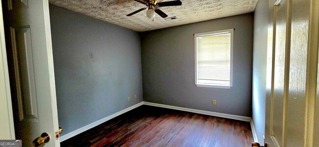 Photo - 480 Laney Rd