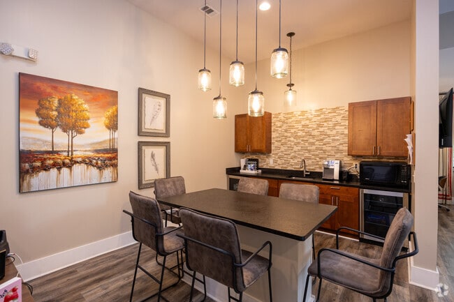 Leasing Office