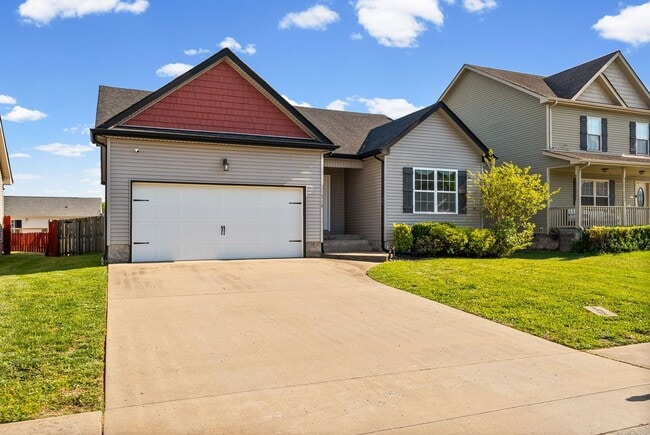 Photo - Pet Friendly Three Bedroom!