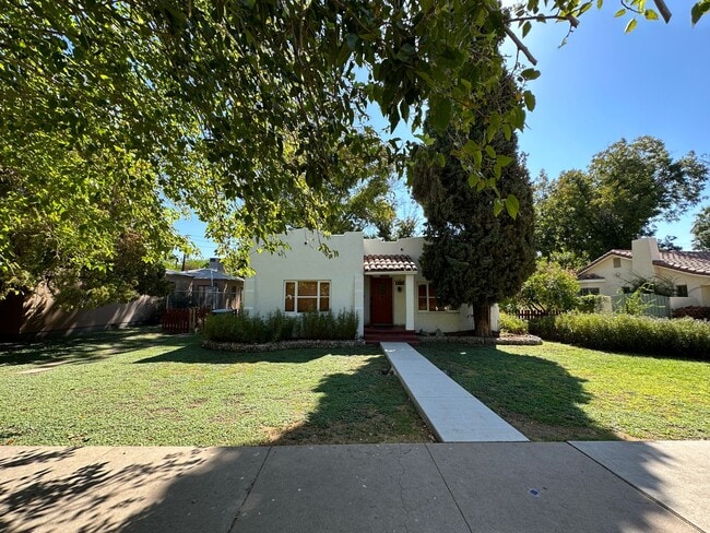 Photo - 1115 S Maple Ave