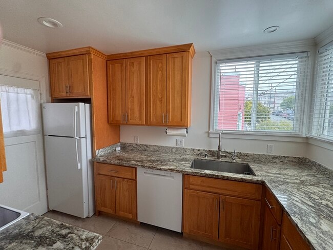 596 34th Ave Unit 596